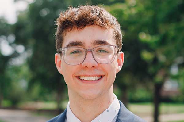 Jonathan Valliere Headshot