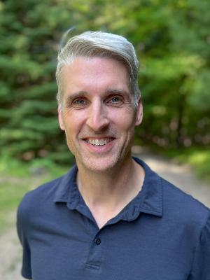 Wheaton College IL Headshot of Matt Erickson HoneyRock Executive Director