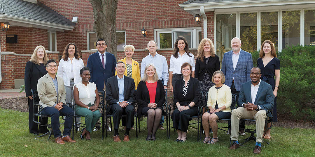 1080x540 winter 2022 magazine alumni board group shot