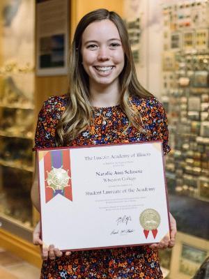 Natalie Schuetz with Lincoln Laureate Award