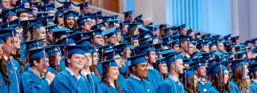 2022 Undergrad Commencement 825x300 