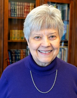 Marjorie Lamp Mead